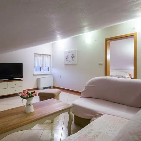 Apartment Peric