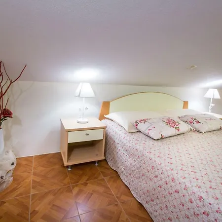 Peric Apartment