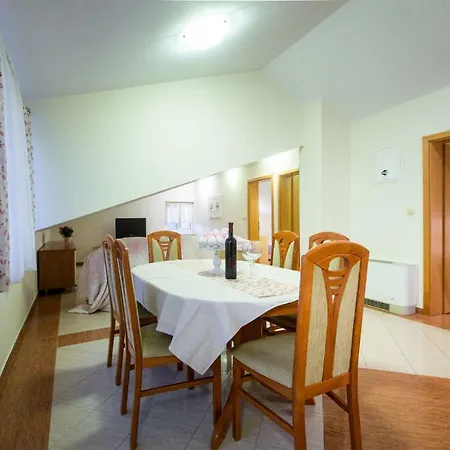 Apartment Peric